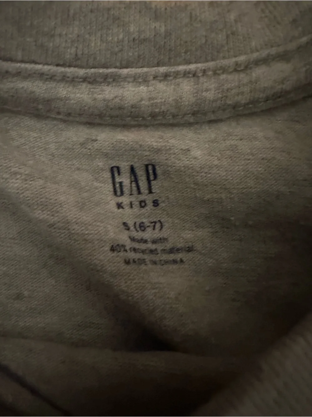 GAP light grey